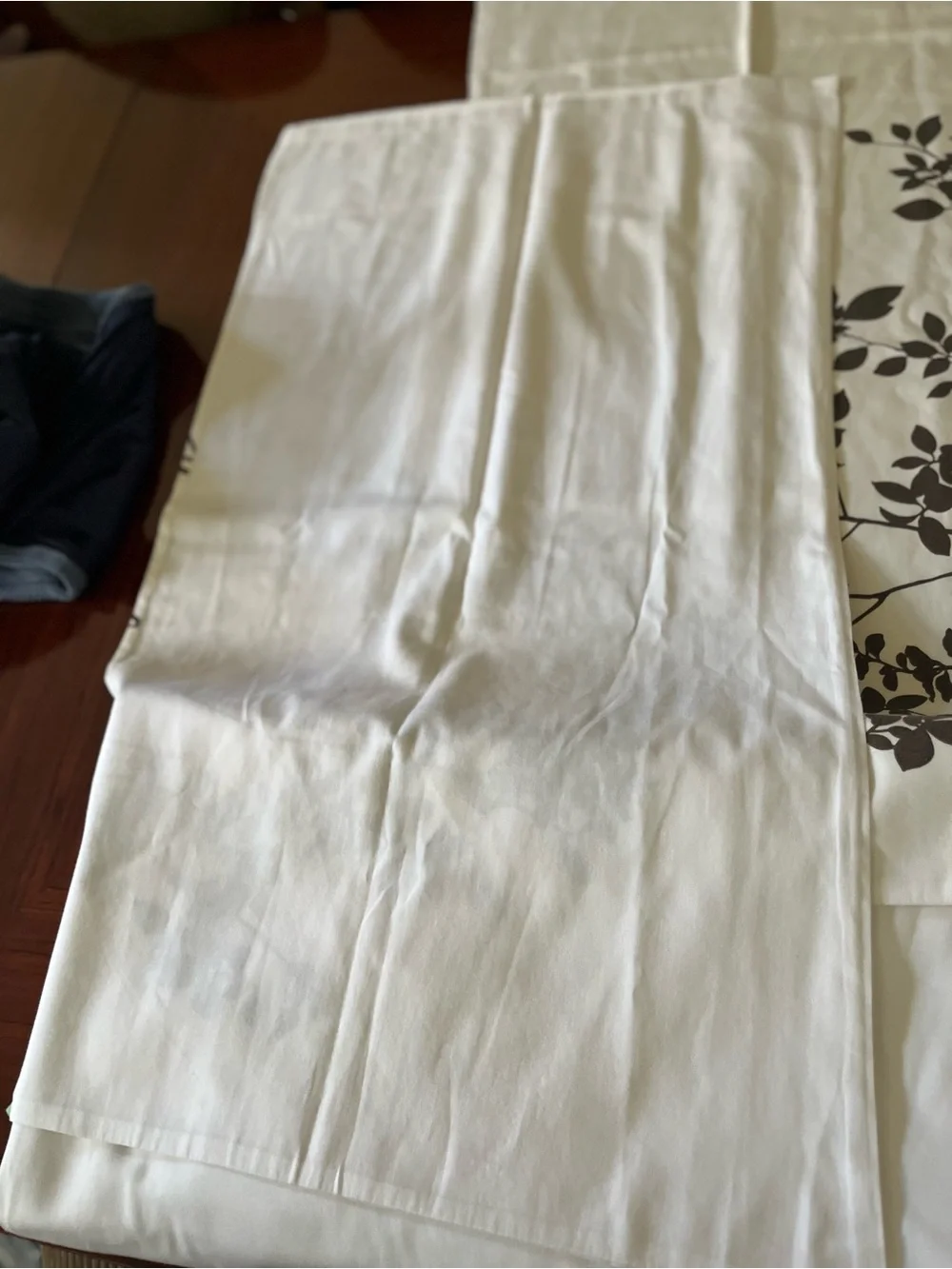 Hillcrest KS Duvet Cover with Brown Botanical Branch Design